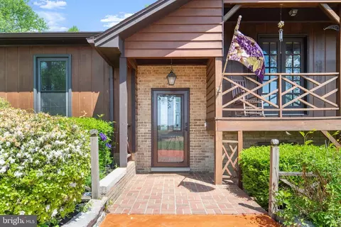 14945 Lee Hwy, Amissville, VA 20106