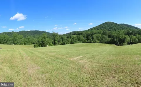 Ben Venue Rd, Flint Hill, VA 22627