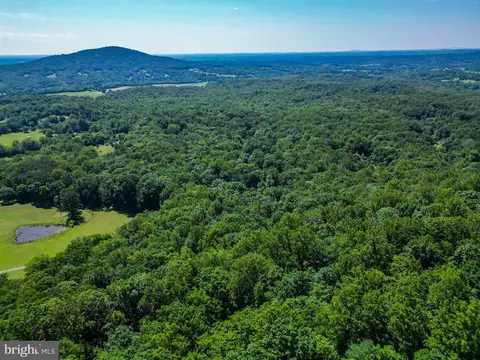 Comptons Rd, Castleton, VA 22716 photo 4