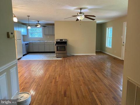 3221 Winding Rd, Partlow, VA 22534 photo 3