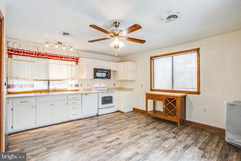 4000 Shepherds Rd, Partlow, VA 22534 photo 9
