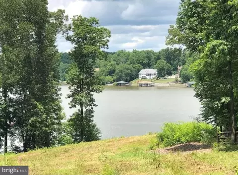 7318 Hidden Brook Rd, Orange, VA 22960 photo 1