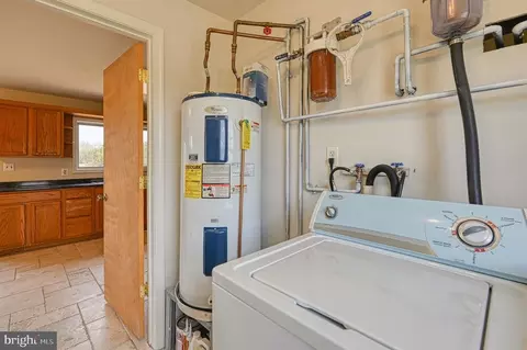 8925 Jor Syd Ln, Partlow, VA 22534 photo 31