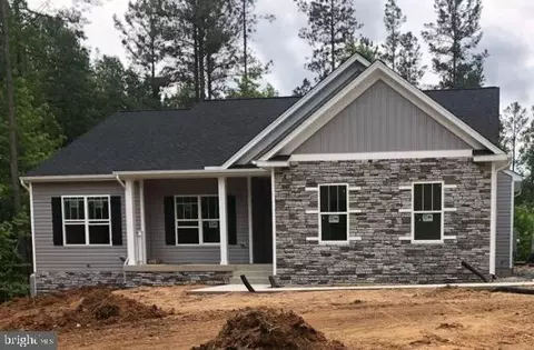 8938 Avon Dr, Partlow, VA 22534 photo 1