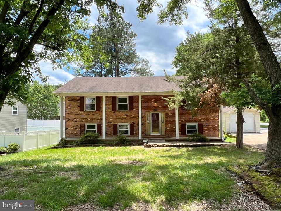 5822 Mckinley Dr, Fredericksburg, VA 22407 23 Photos MLS VASP2010368 Movoto
