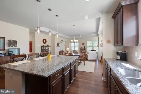 12424 Ruby Red Dr, Fredericksburg, VA 22407 photo 3