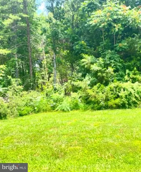 11064 Lucks Rd, Bumpass, VA 23024