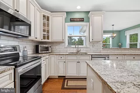 8908 Avon Dr, Partlow, VA 22534 photo 12