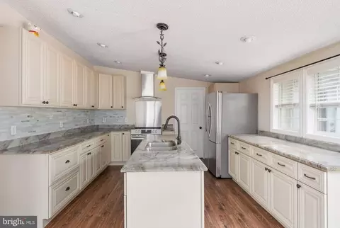 6008 Glebe Run Rd, Partlow, VA 22534 photo 4