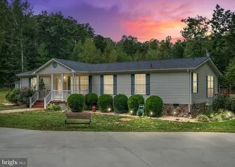 6008 Glebe Run Rd, Partlow, VA 22534 photo 2