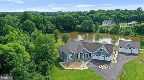 7704 Loch Lomond Ct, Fredericksburg, VA 22407