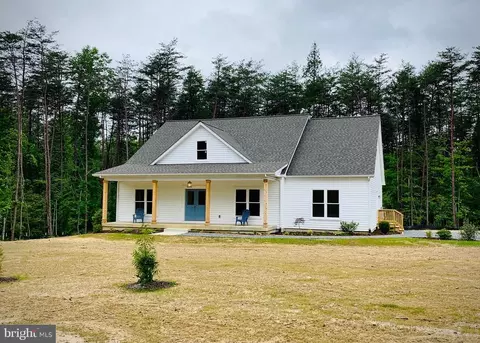 13232 Scotten Dr, Fredericksburg, VA 22407