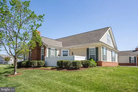 6247 Autumn Leaf Dr, Fredericksburg, VA 22407