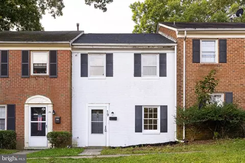 19 Bentley Ct, Fredericksburg, VA 22408