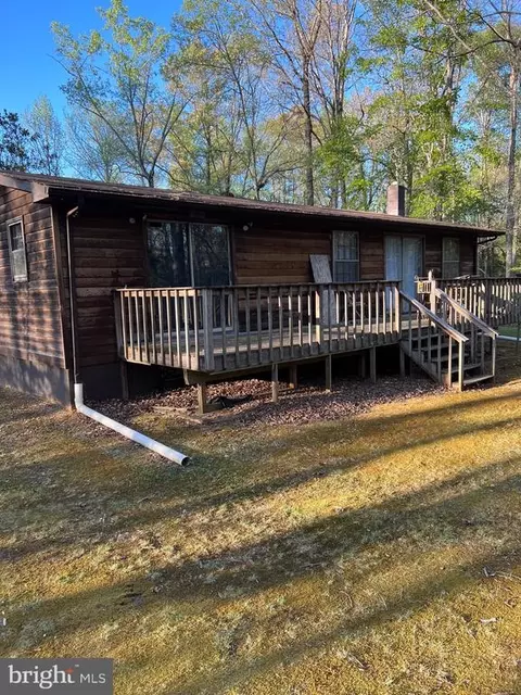 9033 Rapidan Dr, Fredericksburg, VA 22407