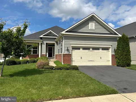 9725 Balls Bluff Dr, Fredericksburg, VA 22407