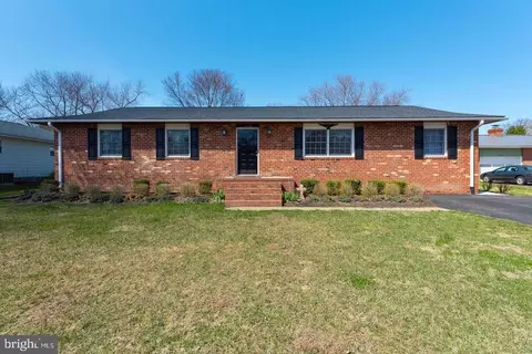 3910 Glazebrook Dr, Fredericksburg, VA 22407