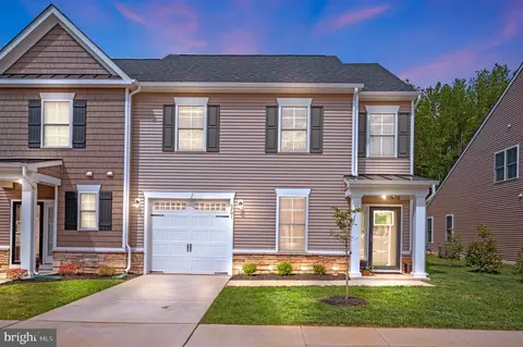 5701 Finley Rose Ct, Fredericksburg, VA 22407