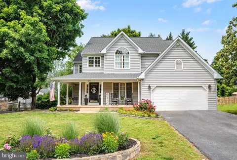 9804 Danford St, Fredericksburg, VA 22407