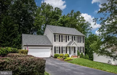 11908 Kingswood Blvd, Fredericksburg, VA 22408