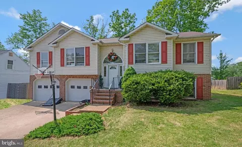 7412 Drew Ln, Fredericksburg, VA 22407