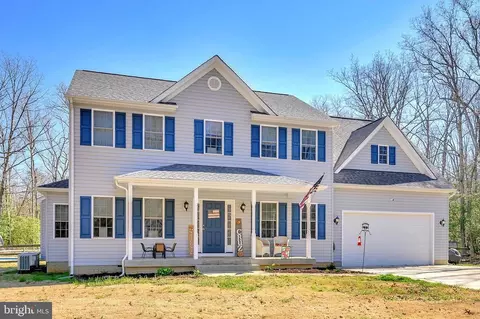 8307 Arlene Acres Dr, Fredericksburg, VA 22408