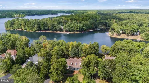 11114 Fawn Lake Pkwy, Spotsylvania, VA 22551
