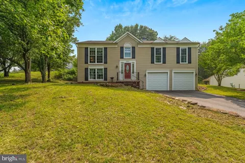 5900 Chadwick Ct, Fredericksburg, VA 22407