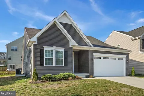 5510 Ivy Hill Dr, Fredericksburg, VA 22407