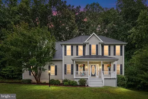 12011 Kingswood Blvd, Fredericksburg, VA 22408