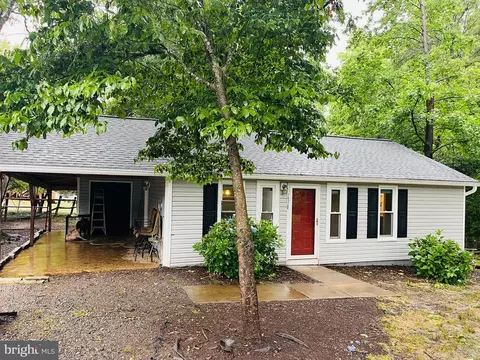 3738 Moon Shadow Ln, Partlow, VA 22534 photo 2