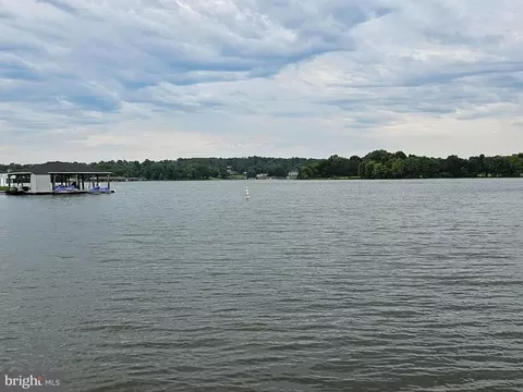 6017 Crescent Point Dr, Orange, VA 22960 photo 37