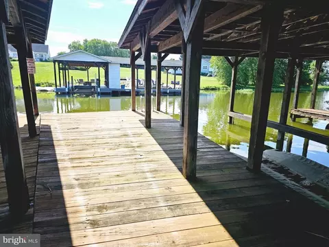 6017 Crescent Point Dr, Orange, VA 22960 photo 32