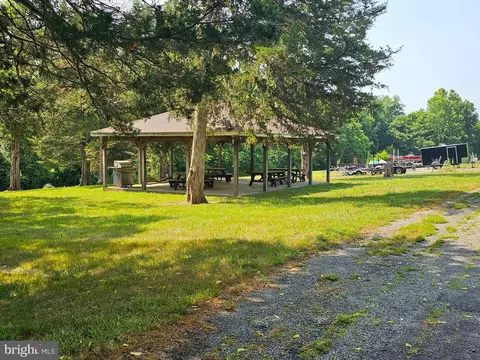 6017 Crescent Point Dr, Orange, VA 22960 photo 15