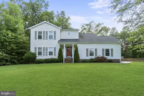 5911 Queens Mill Cir, Fredericksburg, VA 22407