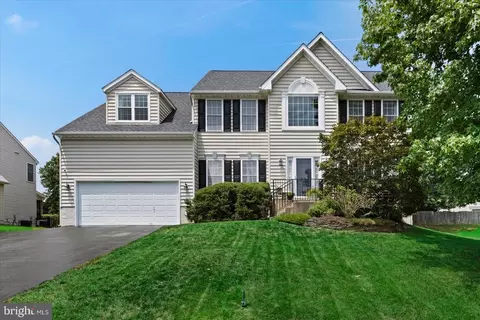 6021 Waterman Dr, Fredericksburg, VA 22407