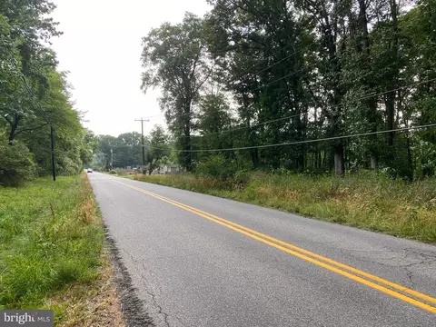 11852 Cherry Rd, Fredericksburg, VA 22407