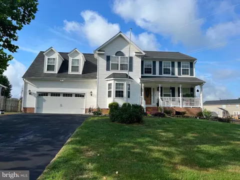 12114 Stonehenge Dr, Fredericksburg, VA 22407