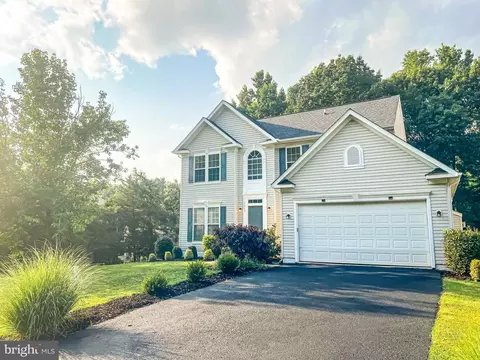 3919 Lynnhaven Ln, Fredericksburg, VA 22408