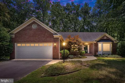 10114 Oat Lands Pl, Fredericksburg, VA 22408