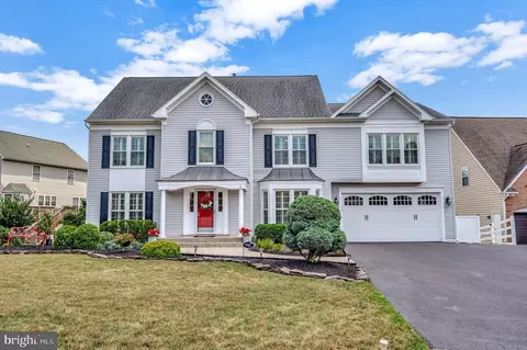 4402 Grayson Ln, Fredericksburg, VA 22408