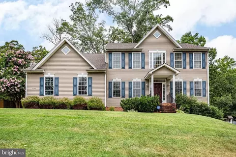 11004 Park Ridge Rd, Fredericksburg, VA 22408