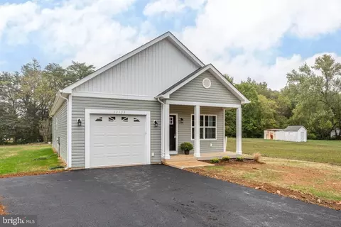 12529 Five Mile Rd, Fredericksburg, VA 22407