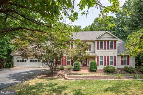 10102 Oat Lands Pl, Fredericksburg, VA 22408