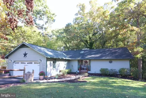 428 Butternut Dr, Fredericksburg, VA 22408