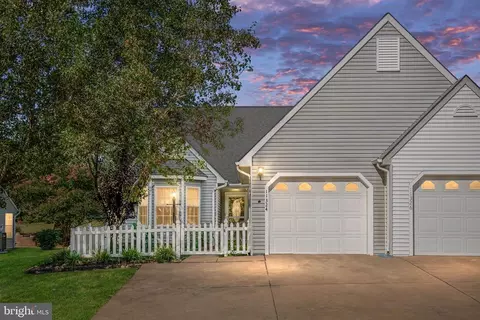 11324 Savannah Dr, Fredericksburg, VA 22407