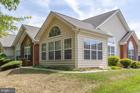 6347 Autumn Leaf Cir, Fredericksburg, VA 22407