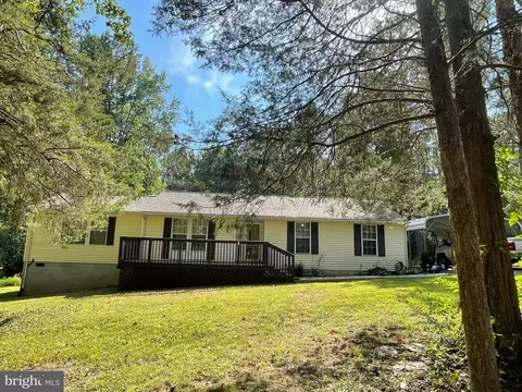 7004 S Shade Tree Ln S, Spotsylvania, VA 22551