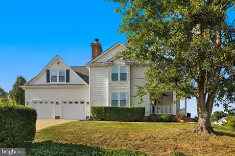 6407 Willow Pond Dr, Fredericksburg, VA 22407