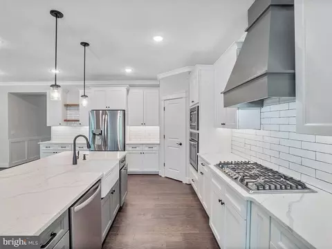 11300 Radcliff Ter, Spotsylvania, VA 22551